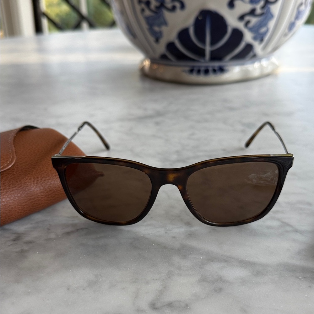 Ray bans